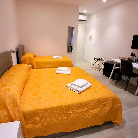 Gæstehus Virgy White 4*