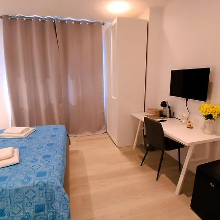 بيت ضيافة Virgy White